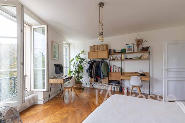 Carte Postale sur le Canal. Un écrin au bord de l'eau.