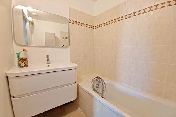 Appartement 3 pièces - 61 m² Exclusivité efficity