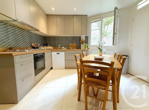 Appartement F5 à vendre  6 pièces - 130,23 m 2   PARIS  - 75016
