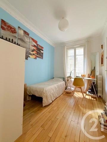 Appartement F5 à vendre  6 pièces - 130,23 m 2   PARIS  - 75016
