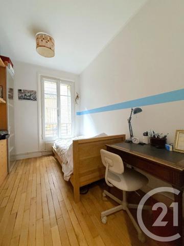 Appartement F5 à vendre  6 pièces - 130,23 m 2   PARIS  - 75016
