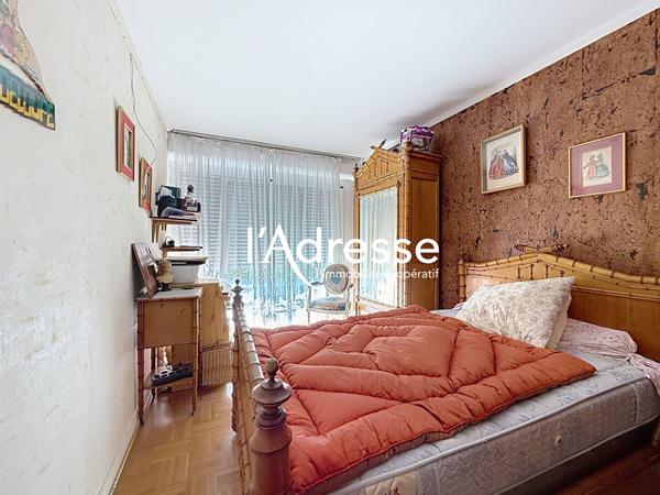 À vendre - Appartement 5 pièces de 100 m² - Tours Sud, proche commodités