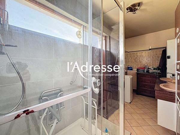 À vendre - Appartement 5 pièces de 100 m² - Tours Sud, proche commodités