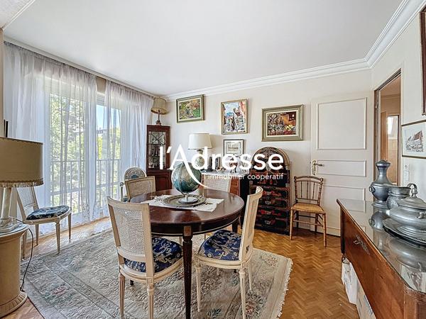 À vendre - Appartement 5 pièces de 100 m² - Tours Sud, proche commodités