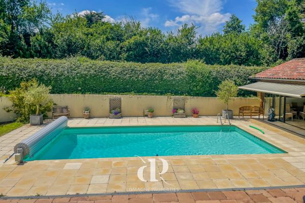 Vic-Fezensac (32190) Maison en pierre sur 4 hectares de prairies de fleurs sauvages