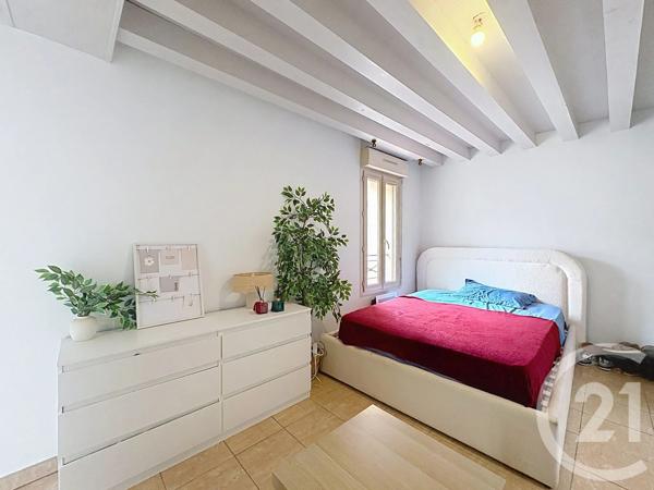 Appartement F1 à vendre  1 pièce - 21,60 m 2   LIEUSAINT  - 77