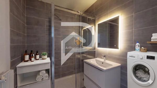 Vente                                                      Appartement
                        
                     2 pièces                      50 m2                     à Marly-le-Roi