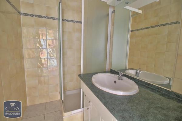 Appartement à louer 3 pièces 65.17m²