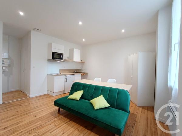 Immeuble à vendre  228 m2 TARBES - 65