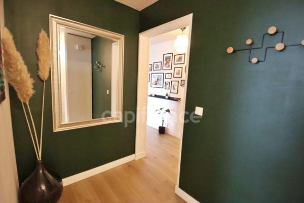 Emplacement rare à Évian : T4 rénové à 60 secondes du lac