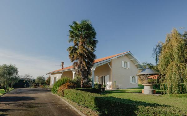 Maison à vendre    5 pièces • 196 m2 Saubrigues