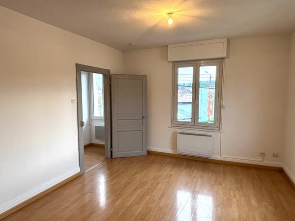 Appartement F 3 avec garage & cave