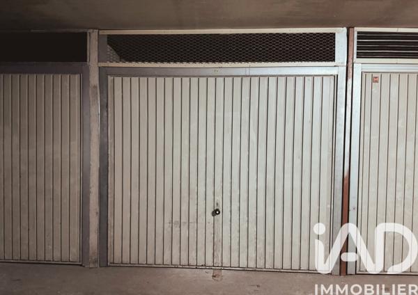Parking à vendre 12 m² Paris 19