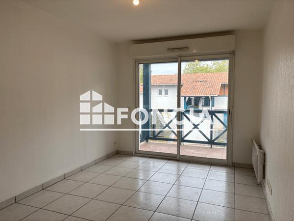 Location Appartement 2 pièces 30 m² - LIEU DIT ETCHEGOYENA Cambo Les Bains 64250