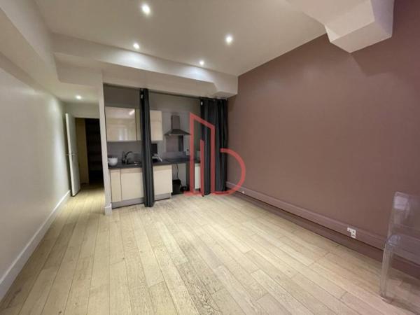 Bureau de 86 m² à vendre à Bordeaux Jardin Public Quinconces
