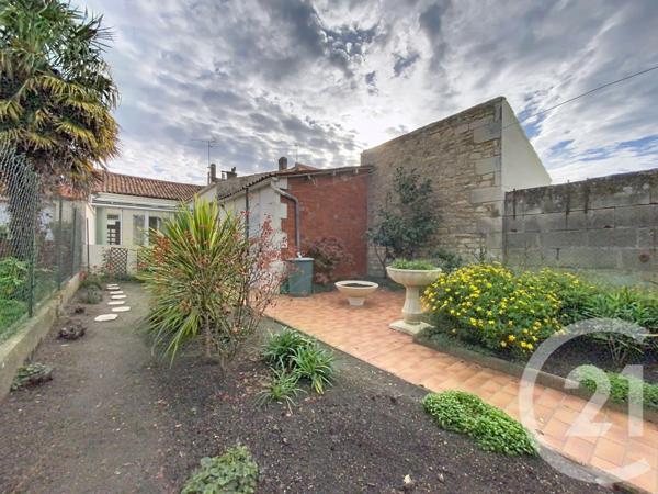 Maison à vendre  3 pièces - 77,61 m2 ROCHEFORT - 17
