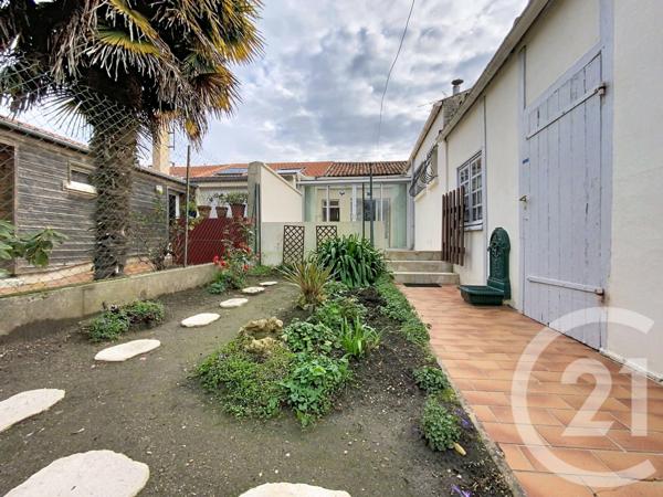 Maison à vendre  3 pièces - 77,61 m2 ROCHEFORT - 17