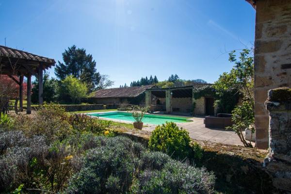 Maison à vendre |  Nantiat |  5 pièces | 145 m²