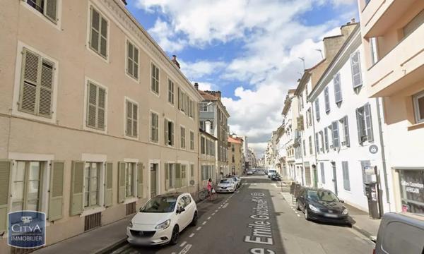 Appartement à louer 3 pièces 45.82m²