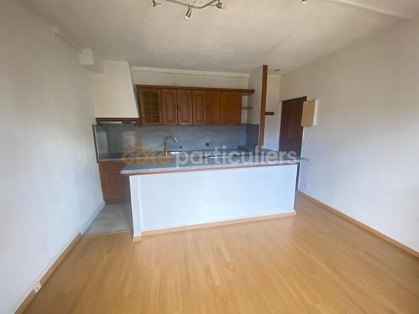 Vente
                Appartement33 m² - 2 Pièces -
                    MONTLHERY (91310)