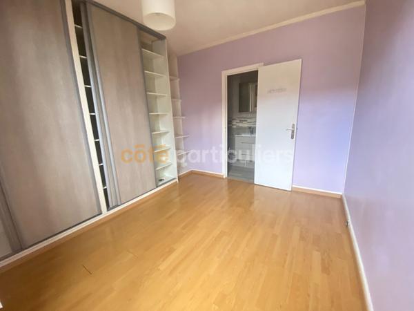 Vente
                Appartement33 m² - 2 Pièces -
                    MONTLHERY (91310)