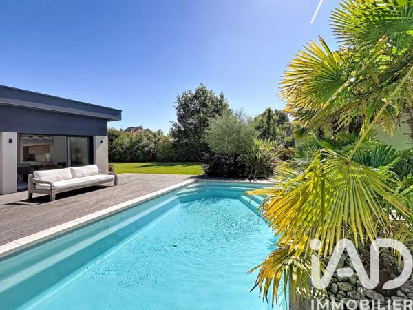 Maison à vendre 9 pièces 342 m² Croissy-sur-Seine