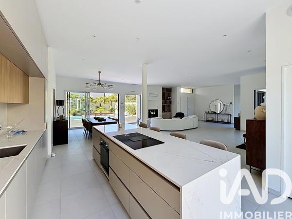 Maison à vendre 9 pièces 342 m² Croissy-sur-Seine