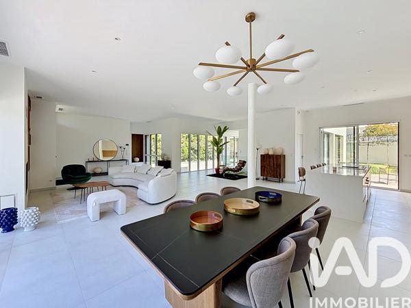 Maison à vendre 9 pièces 342 m² Croissy-sur-Seine