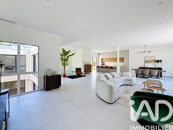 Maison à vendre 9 pièces 342 m² Croissy-sur-Seine