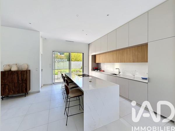 Maison à vendre 9 pièces 342 m² Croissy-sur-Seine