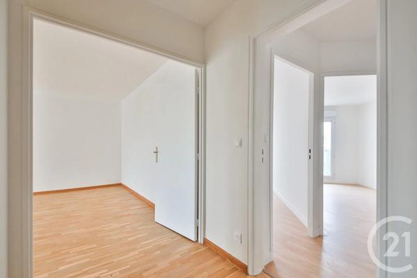 Appartement F4 à vendre  4 pièces - 107,93 m 2   SURESNES  - 92