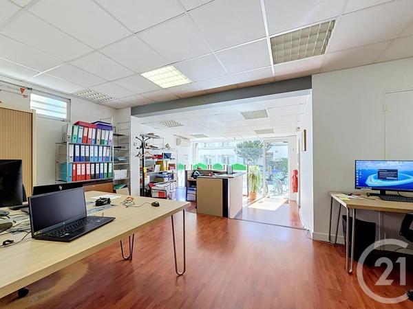 à vendre  279,07 m 2   COLOMBES  - 92