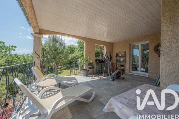 Maison à vendre 15 pièces 304,15 m² Lagorce