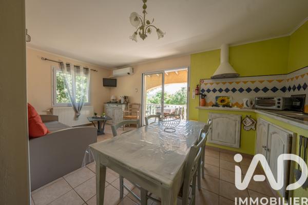 Maison à vendre 15 pièces 304,15 m² Lagorce