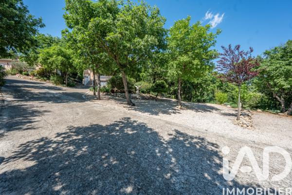 Maison à vendre 15 pièces 304,15 m² Lagorce