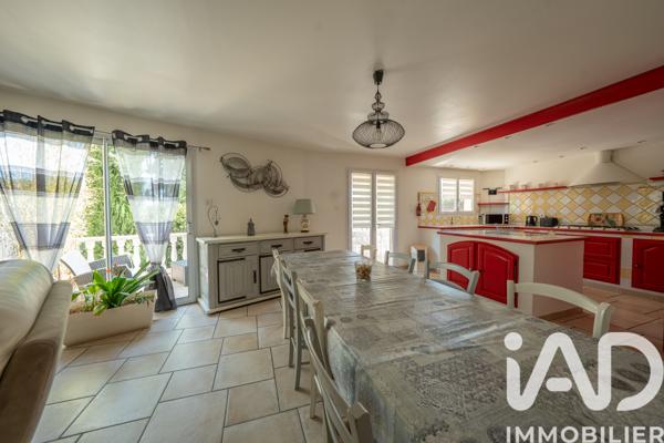 Maison à vendre 15 pièces 304,15 m² Lagorce