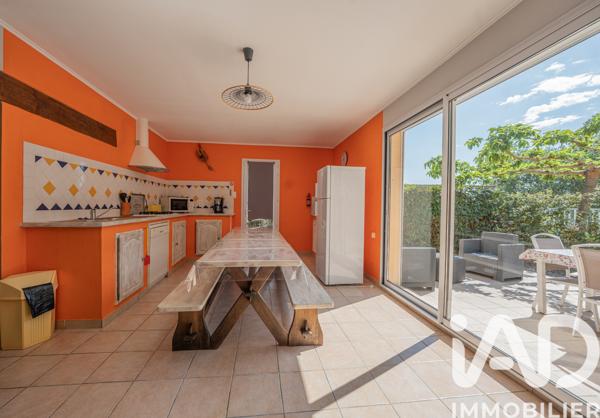 Maison à vendre 15 pièces 304,15 m² Lagorce