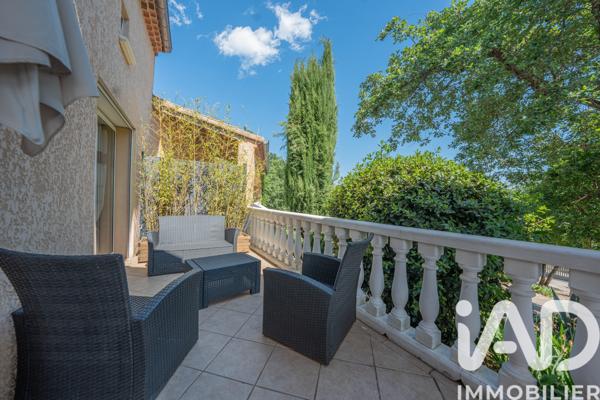 Maison à vendre 15 pièces 304,15 m² Lagorce