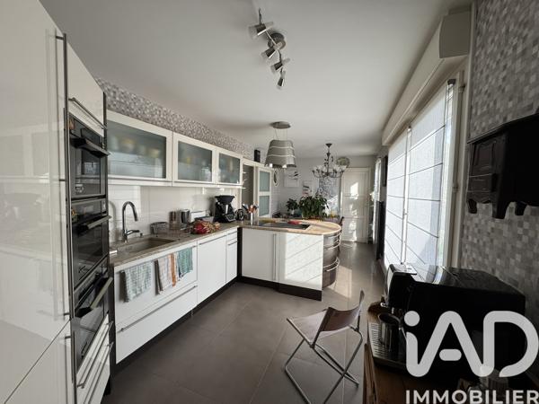 Appartement à vendre 4 pièces 107,19 m² Fontainebleau