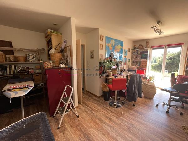 Villa en campagne avec grand terrain et piscine