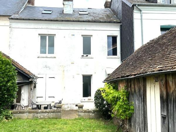 IMMEUBLE 3 APPARTEMENTS EN CENTRE VILLE DE GOURNAY EN BRAY