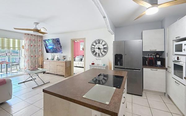 Appartement à vendre    3 pièces • 59,97 m2 Fréjus