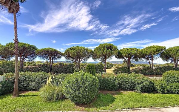 Appartement à vendre    3 pièces • 59,97 m2 Fréjus