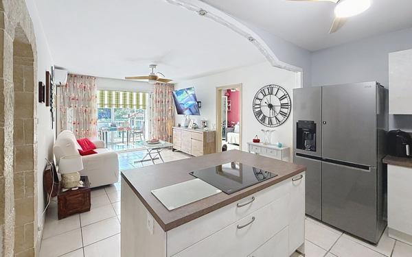 Appartement à vendre    3 pièces • 59,97 m2 Fréjus