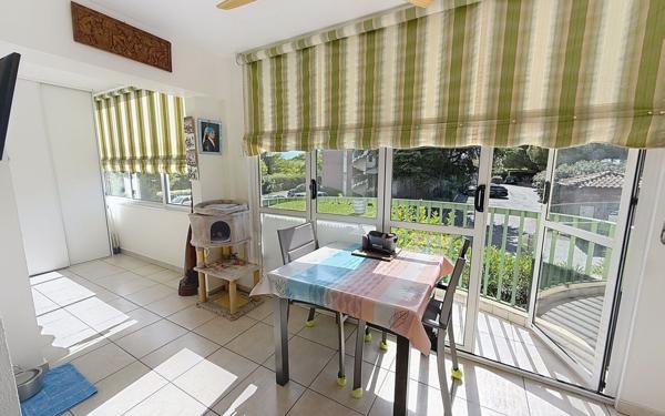 Appartement à vendre    3 pièces • 59,97 m2 Fréjus