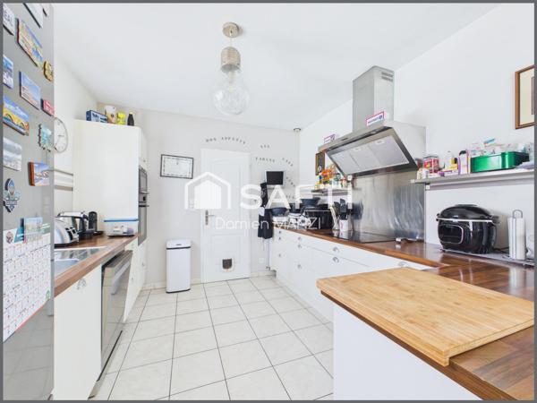 MAISON T5 AVEC PISCINE ET GARAGE