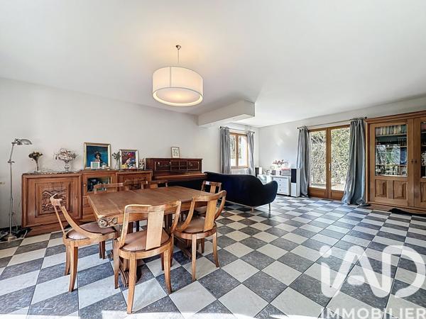 Maison à vendre 7 pièces 163 m² La Tour-de-Salvagny