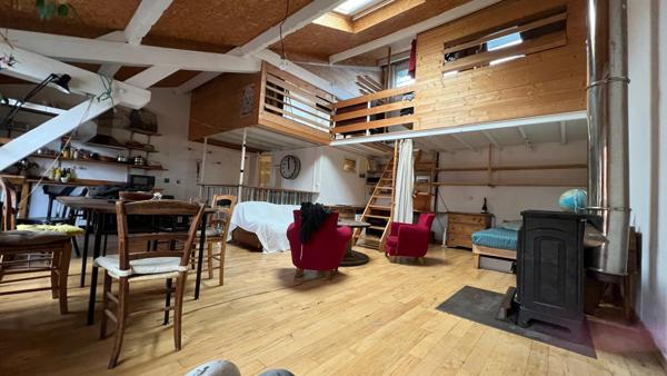 Loft Ivry Sur Seine 3 pièce(s) 81 m2