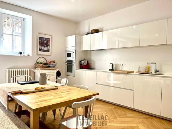 Appartement avec terrasse et parking