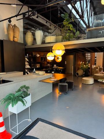 Location local commercial La Rochelle - 162 m² - 3 000 €/mois